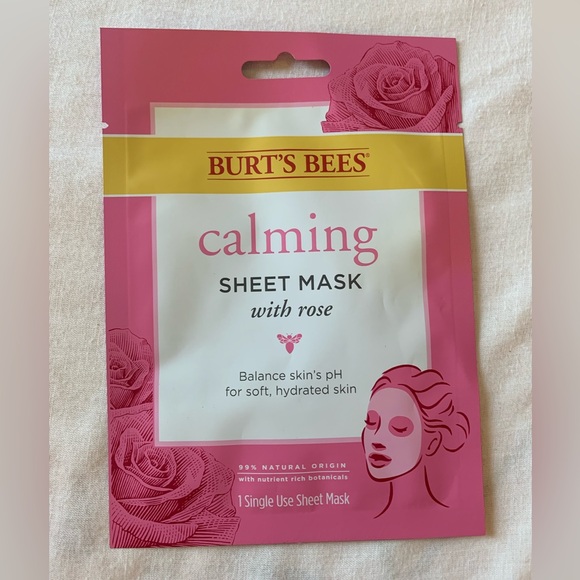 NIB - Bundle of 7 Masks ( 4 Face Masks + 1 Hand Mask + 1 Eye Mask) - Picture 4 of 15